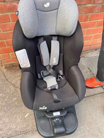 Photo of free Joie Isofix car seat to age 4 (Battersea SW11) #1