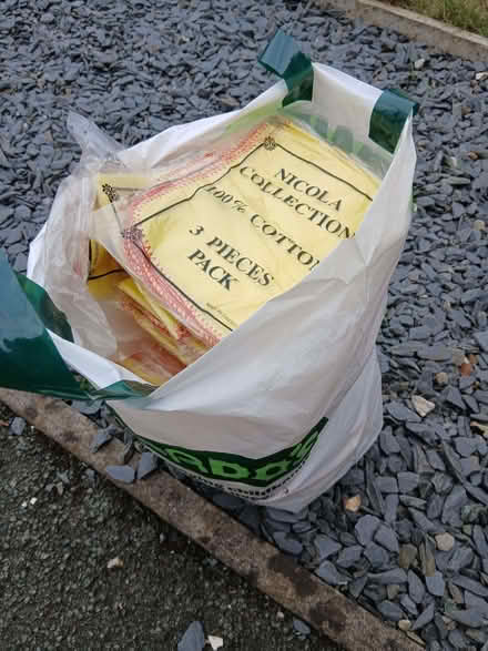 Photo of free Big bundle of Yellow Dusters / Dusting cloths (Whittington SY11) #2