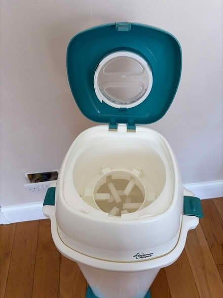 Photo of free Tommee Tippee nappy bin (SS9 Leigh) #2