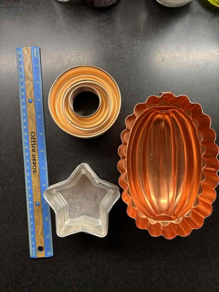 Photo of free Vintage jello molds (Redwood City, Mt. Carmel) #1