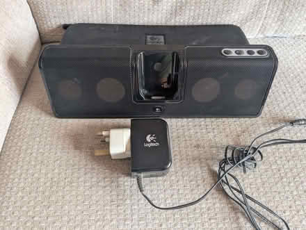 Photo of free iPod speaker (Hurstpierpoint BN6) #1
