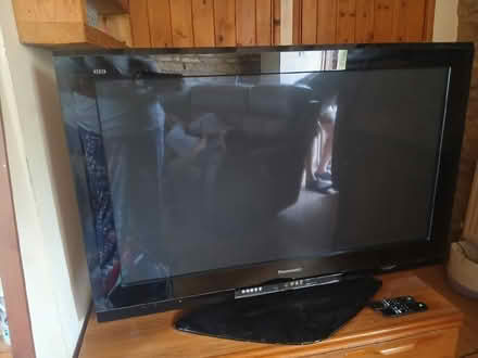 Photo of free 42 inch television (Brize Norton OX18) #1