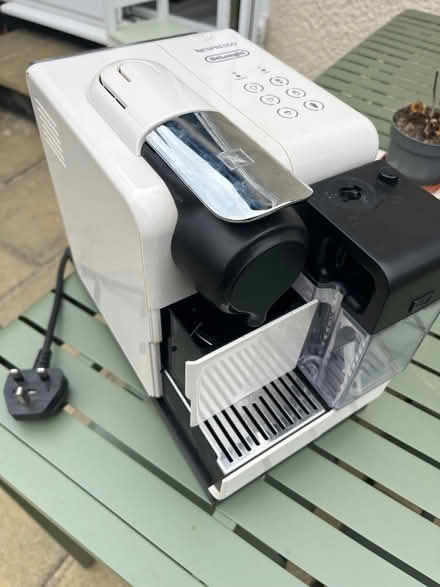 Photo of free nespresso lattisima touch (Newbury Park IG2) #2