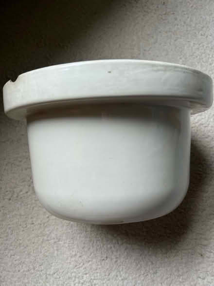 Photo of free Vintage ceramic pot (Battersea SW11) #1