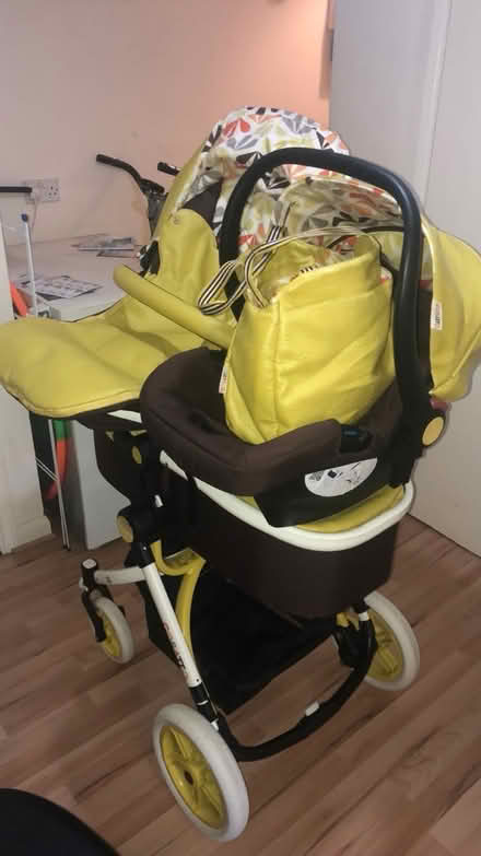 Photo of free Cosatto 🍼 pram set (Peckham hill street SE15) #2