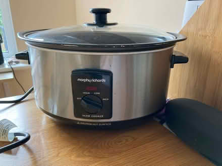 Photo of free Morphy Richards 3.5L Slow Cooker & Lid Brushed Silver Steel (Calthwaite CA11) #3