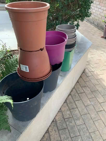 Photo of free Plastic Flower Pots (Kidlington OX5 2EJ) #2