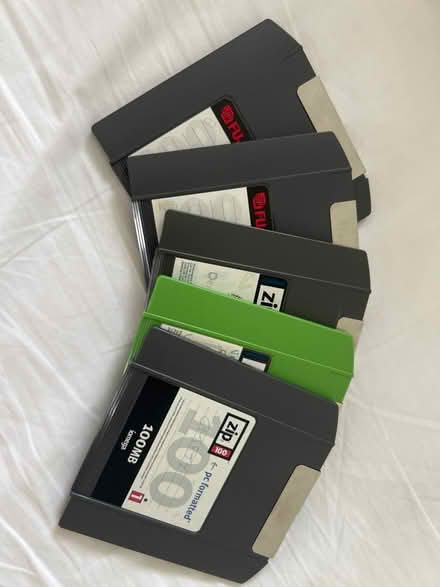Photo of Zip drive (North Finchley N12) #1