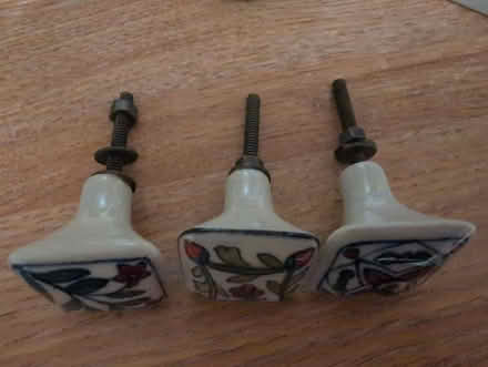 Photo of free 3 ceramic handles. (Alperton HA0) #2