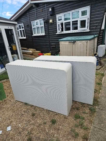 Photo of free 4ft 6inch divan bed (Shepperton TW17) #1