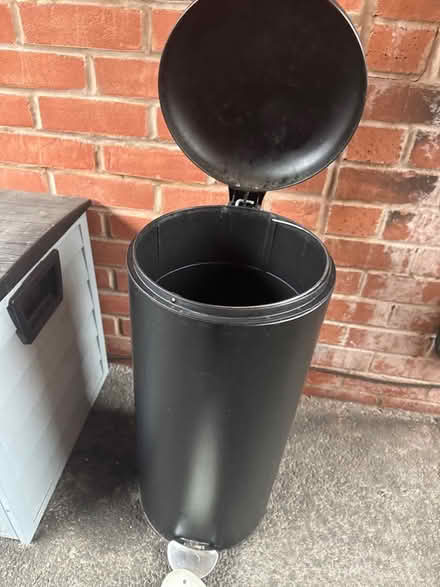 Photo of free Back pedal bin (Tyburn B24) #2