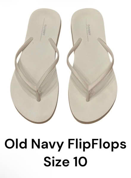 Photo of free Old Navy Woman’s Flip Flops (Brooklyn Storage) #1