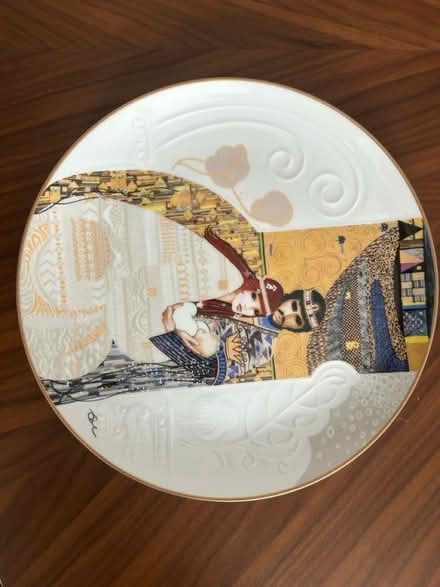 Photo of free Bradford Exchange Plates #4 (W13) #2