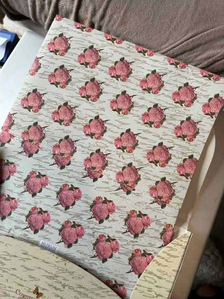 Photo of free Some sheets of pretty gift-wrapping paper (Monks Hill CR2) #1