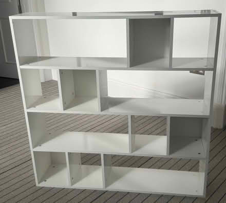 Photo of free 100cm x cm x 25xm White Open Bookcase / Display cabinet (Putney SW15) #1