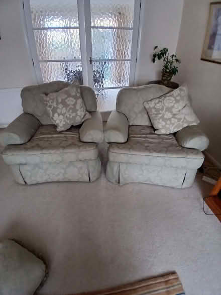 Photo of free 2 comfy arm chairs (North Ascot SL5) #1