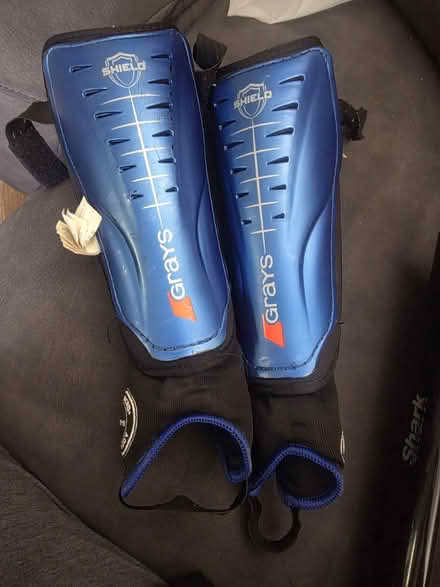 Photo of free Hockey shin guard Size M (Chester-le-Street DH2) #1