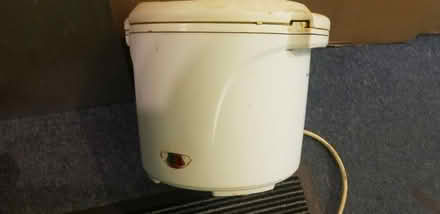 Photo of free Cook works 1800w fat fryer (Bates SW16) #2