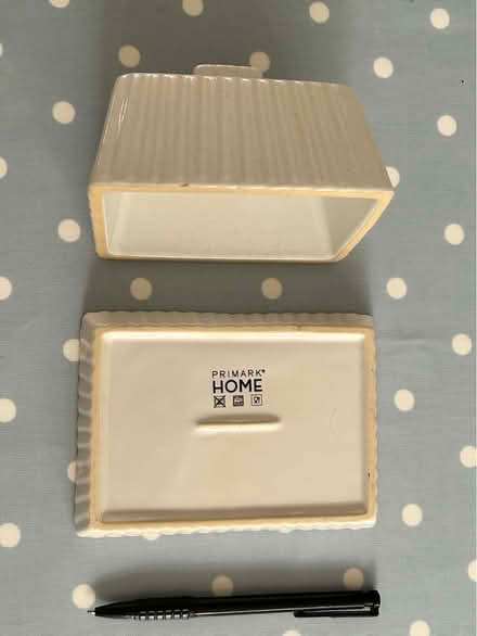 Photo of free Butter dish (TW2 whitton) #2