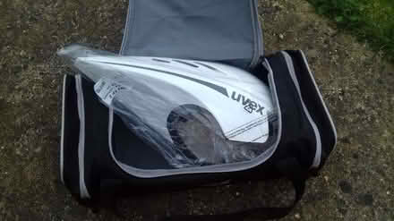 Photo of free Cycle Helmet & Carry Bag - Unused (Bicester OX26) #3