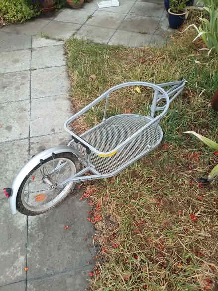 Photo of free Bike trailer, for groceries, plants and veg from your , etc (Greater Leys OX4) #1