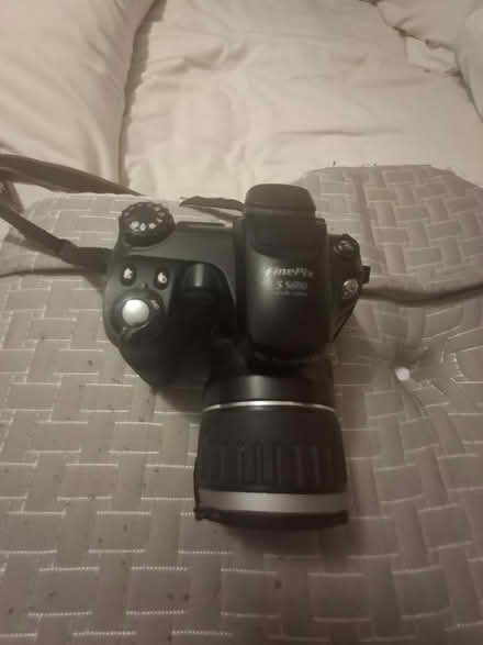 Photo of free Finepix Camera 5 S600 (M32 Stretford) #2
