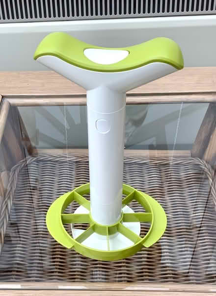 Photo of free Pineapple Slicer/Wedger (Hawley GU17) #2