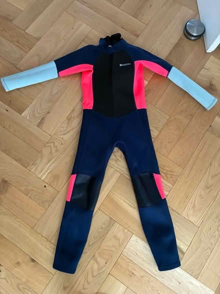 Photo of free Children’s 9-10 years long wetsuit (North Hinksey OX2) #1