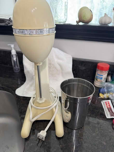 Photo of free Hamilton Beach drink mixer (Oakhurst North (Aurora)) #2