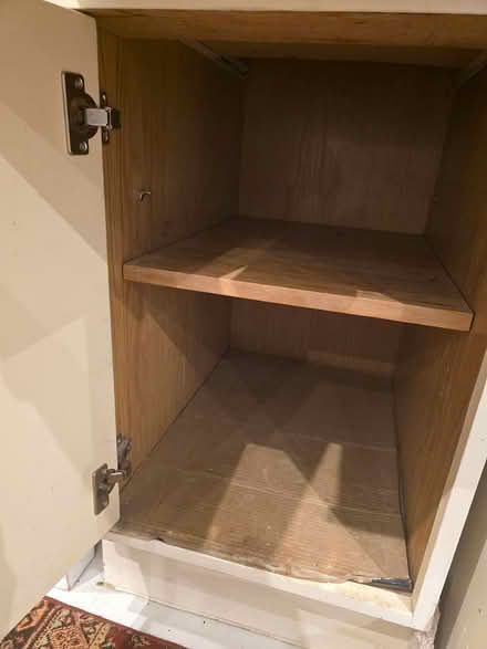 Photo of free Kitchen cabinets x2 (Near Bedford Park MK40) #3