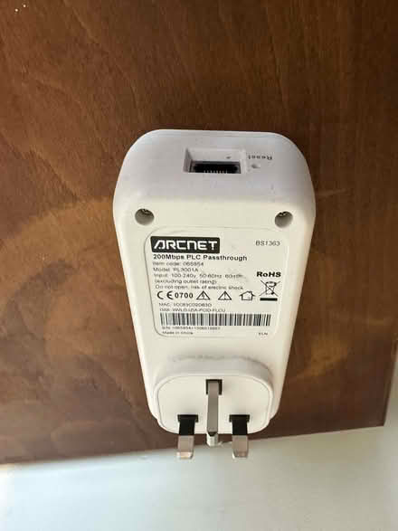 Photo of free HomePlug AV 200 Mbps powerline adapter (Ware SG12) #1