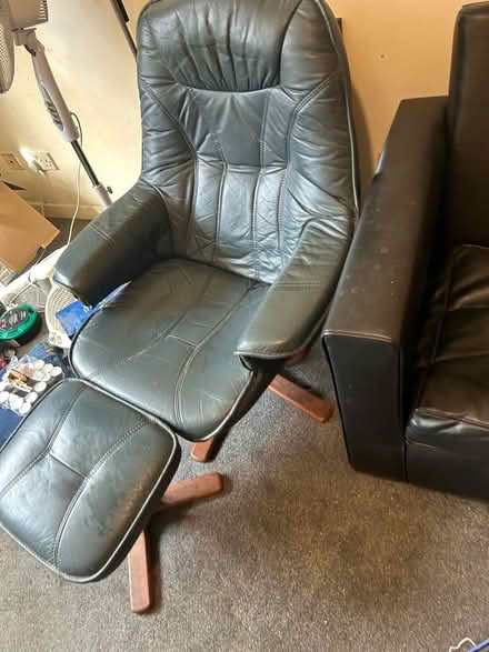 Photo of free Armchairs and single bed (Hawthorn CF37) #2
