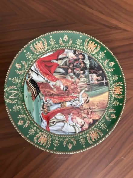 Photo of free Bradford Exchange Plates (W13) #3