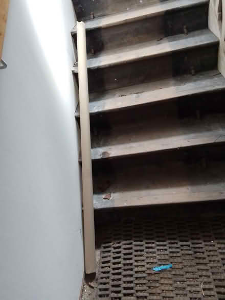 Photo of free long cardboard tube 148 mm long (Bailbrook BA1) #1