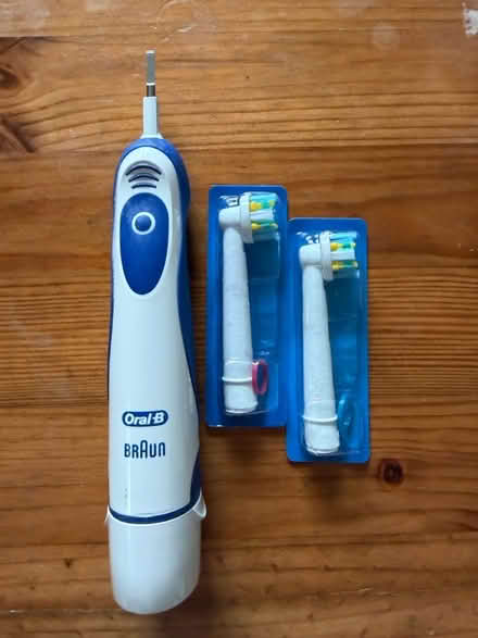 Photo of free Oral B battery toothbrush (Edgeley SK3) #1