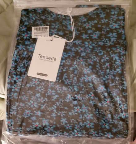 Photo of free 2 New with Tags Women's XL Tunics (Hollymead) #2