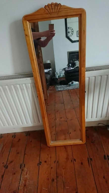 Photo of free Lovely free standing mirror (Ramsgate CT11) #1