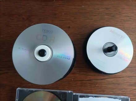 Photo of free CD-R and CD-RW (Seaside BN23) #2