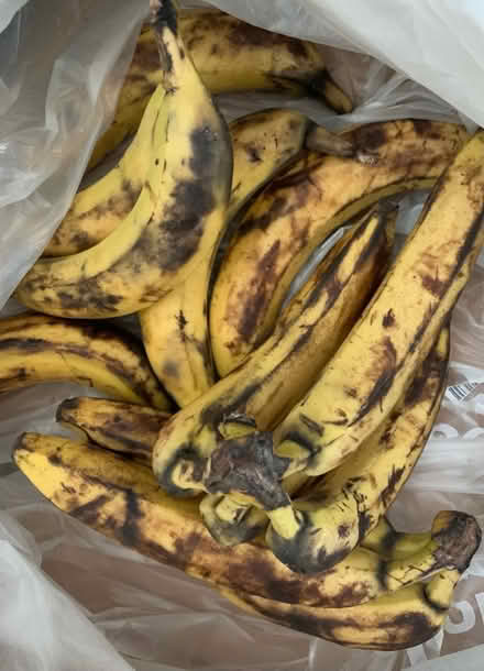 Photo of free Ripe bananas (bexleyheath DA7) #1