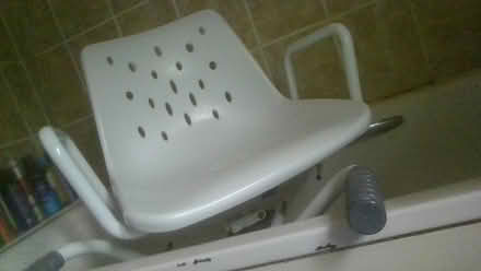 Photo of free overbath swivel bather (Bath BA2) #1