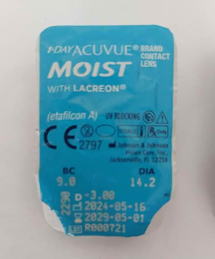 Photo of free Single use contact lenses -Lot 1 (Belfast BT11) #1