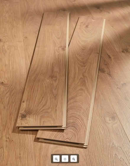 Photo of Laminate flooring offcuts (Malvern Link Top - WR14) #1