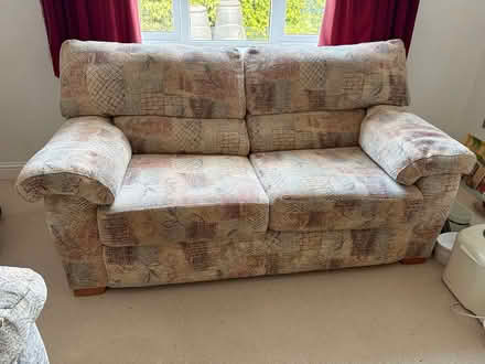 Photo of free 2settees (Carterton OX18) #2