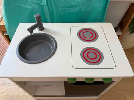 Photo of free IKEA child’s cooker (Hatfield AL10) #2