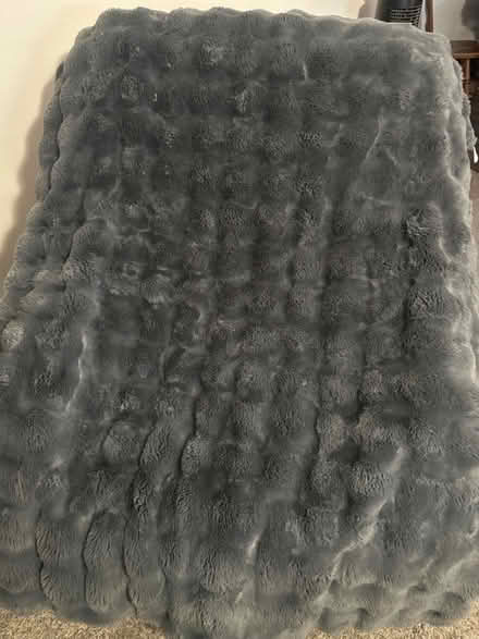 Photo of free Faux fur Bubble Throw (South San Jose) #3