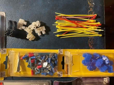 Photo of free car parts / bulbs / spares (Borrowash. Derby) #3