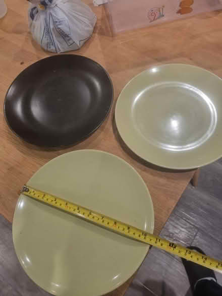 Photo of free 3 plates (EN11 rye house area) #1