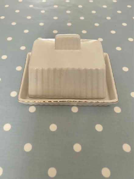 Photo of free Butter dish (TW2 whitton) #1