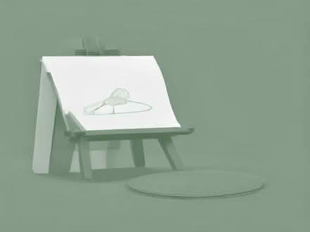 Photo of art easel (Chiswell Green AL2) #1
