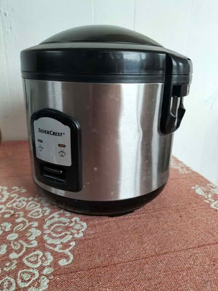Photo of free rice cooker (Berinsfield OX10) #1